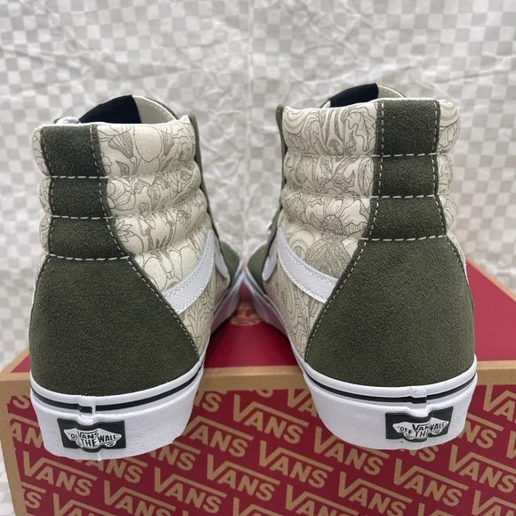 Vans Men’s Sk8-Hi
Desert Skulis Grape Leaf/ VN0A32QGRQV Sneakers - Picture 12 of 16